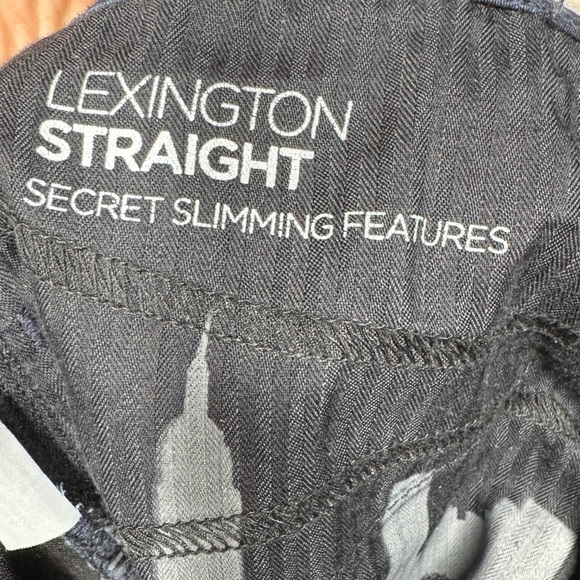 Jones New York Lexington Straight Dark Wash Zipper Fly Rhinestone Blue Jeans 10 - Picture 14 of 16